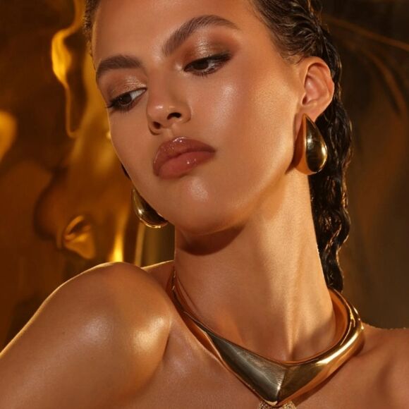 Natasha Deona Golden Eyeshadow Palette - Picture 9 of 12